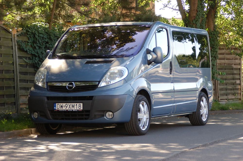 Opel Vivaro 2.0 CDTI 115KM Oryginał WESTFALIA Cały w oryginale Stan B.Dobry