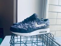 кросівки nike air max DIA Pale