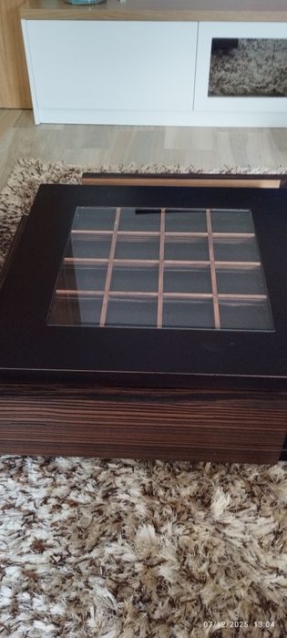 Mesa de centro em  wegue