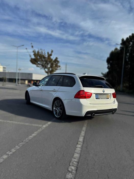 BMW E91 320D Touring Pack M