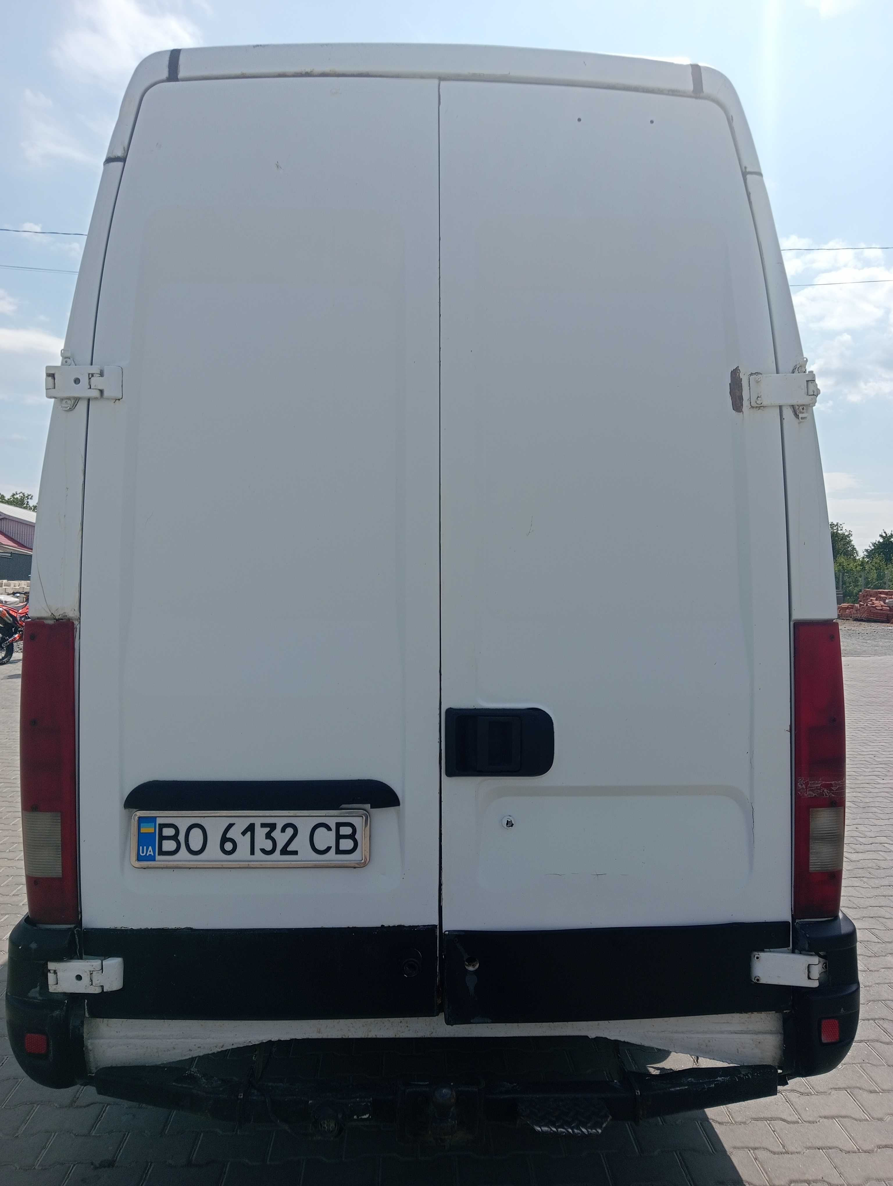 В продажу Iveco35s13