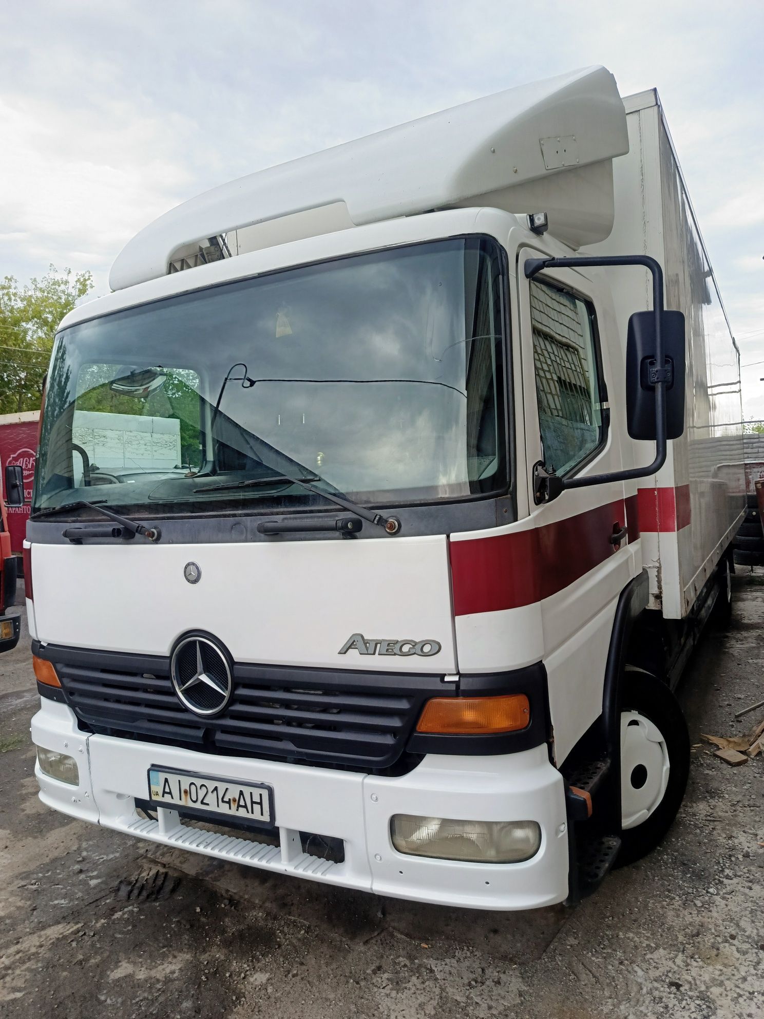 Atego 1217 гідроборт