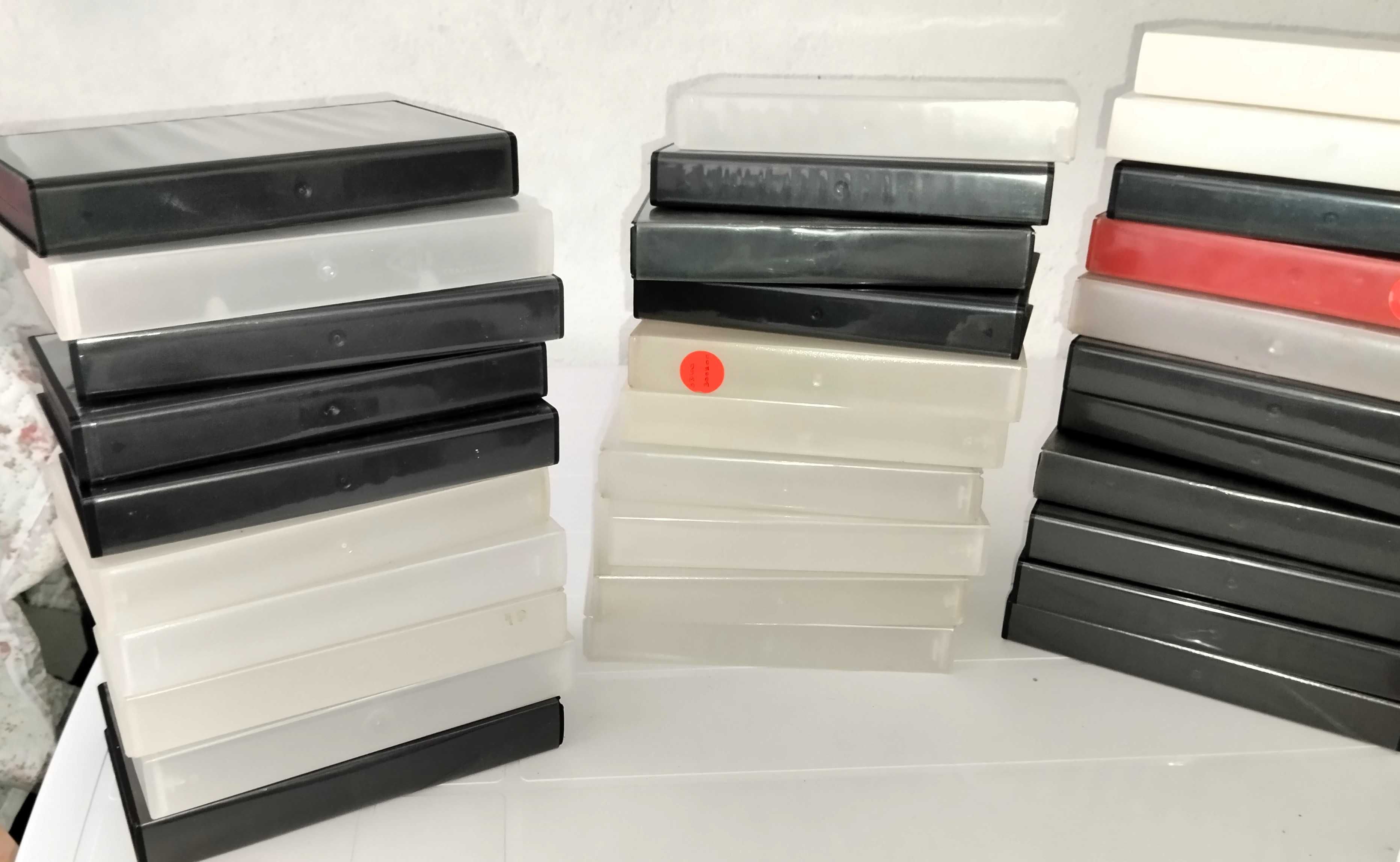Lote 40 Caixas Vazias para Cassetes VHS por apenas 15€