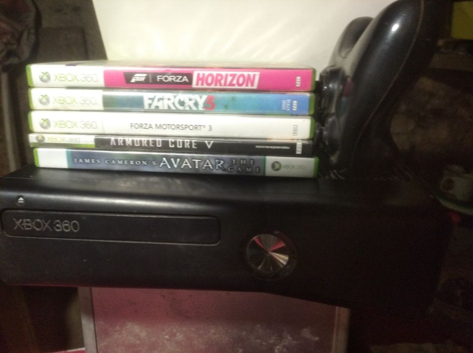 Ігрова консоль XBOX S 360 з дисками