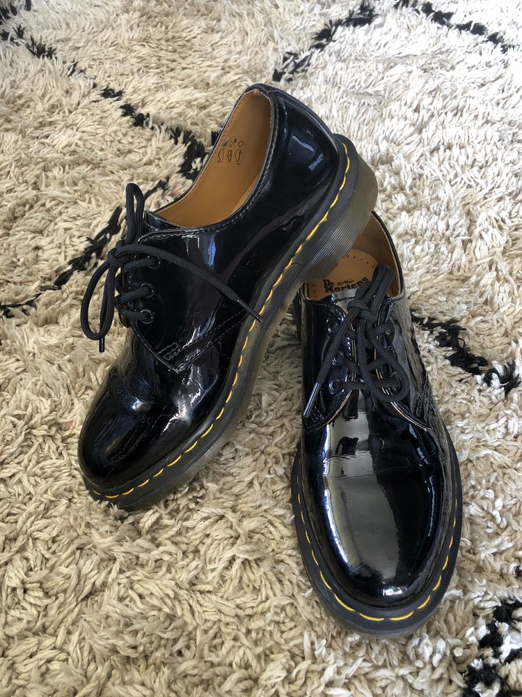 Glany Dr Martens czarny lakier 1461 patent lamper