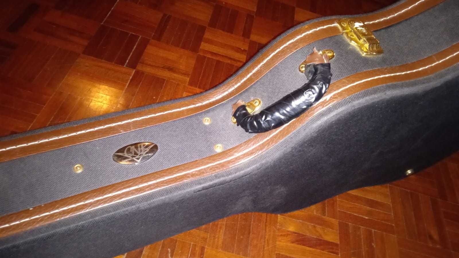 Estojo de guitarra classica CNB