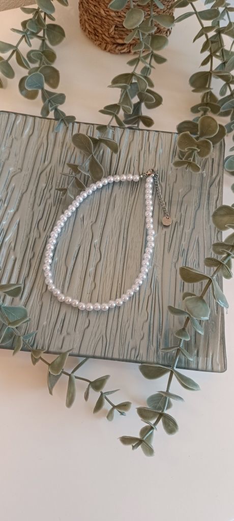 Bonito choker de pérolas