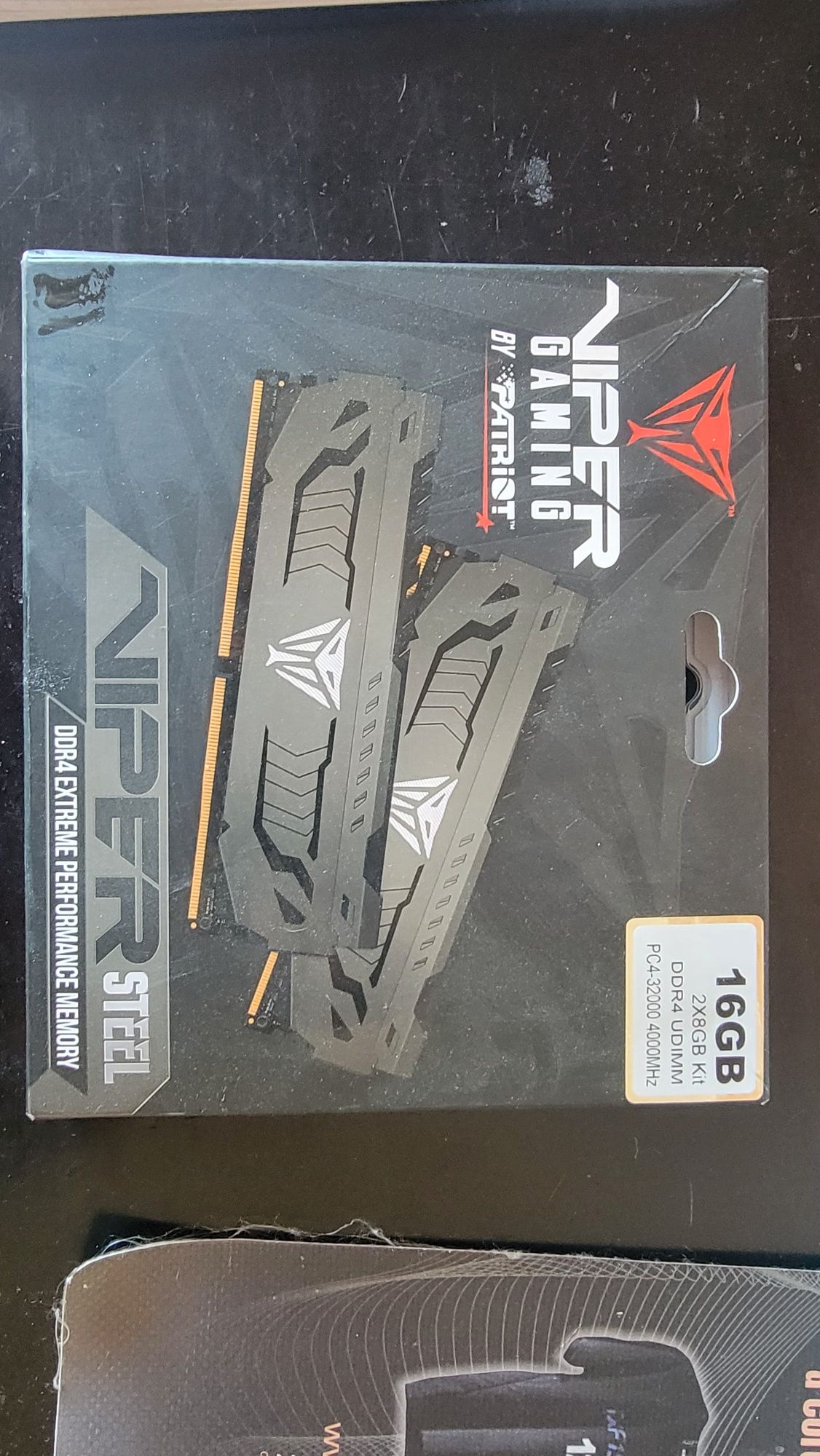 msi z690 tomahawk wfi dd4 + ddr4 2×16 4000mhz cl16 16gb