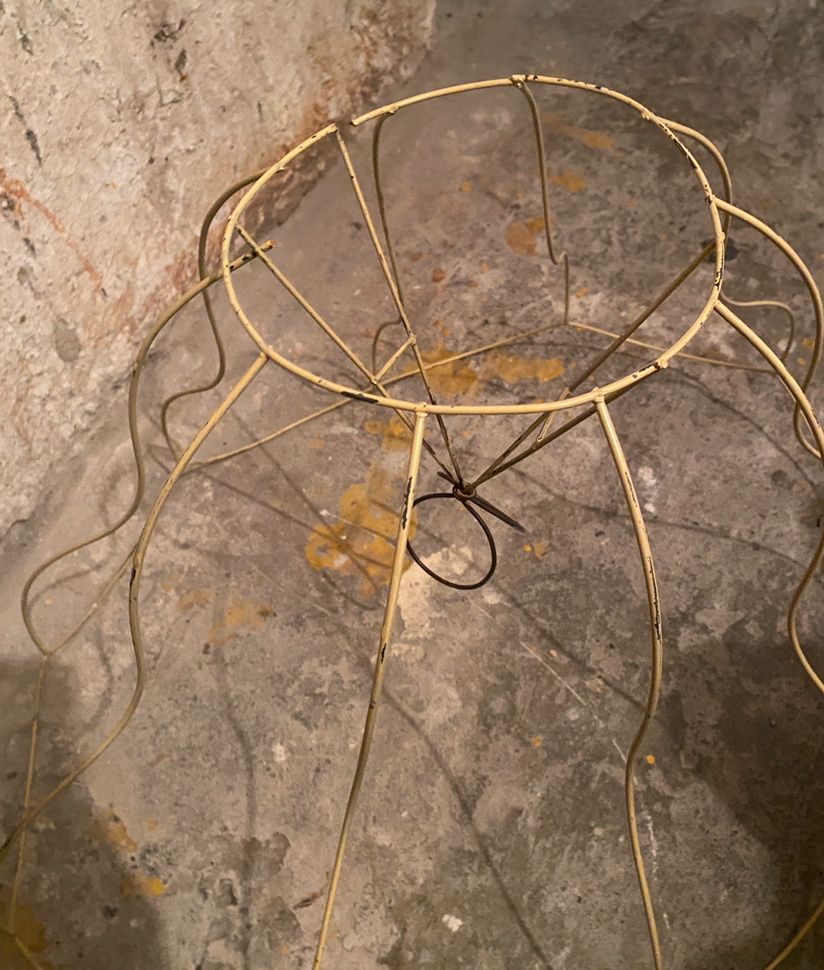 Stelaż abażur lampa wygięty metalowy prl