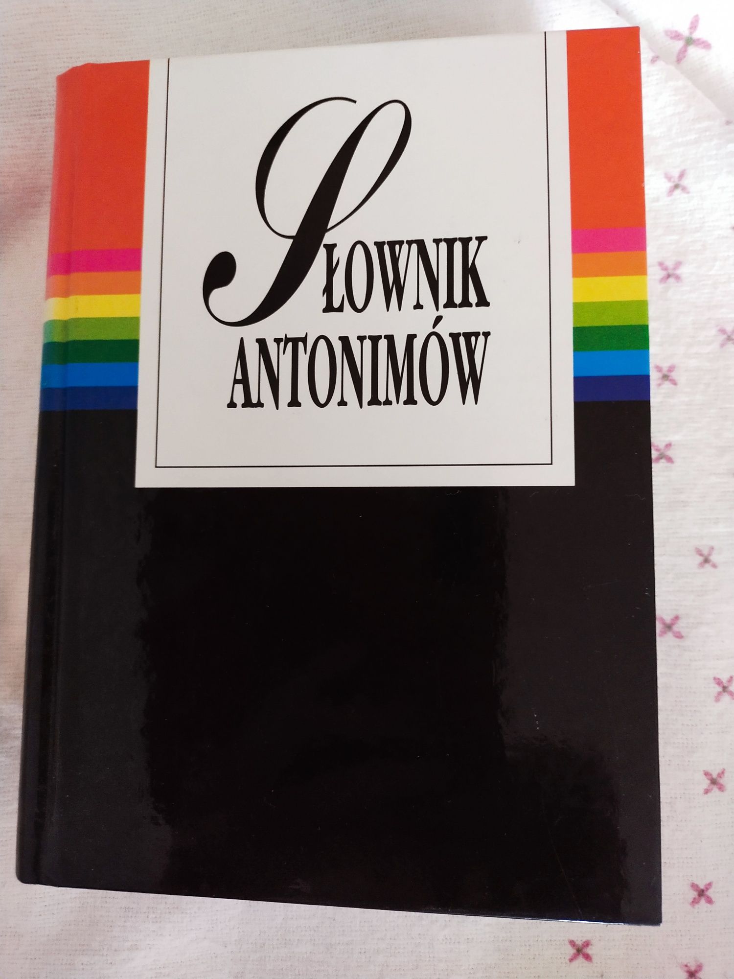 Słownik Antonimów