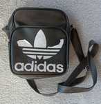 Torebka listonoszka z logo Adidas