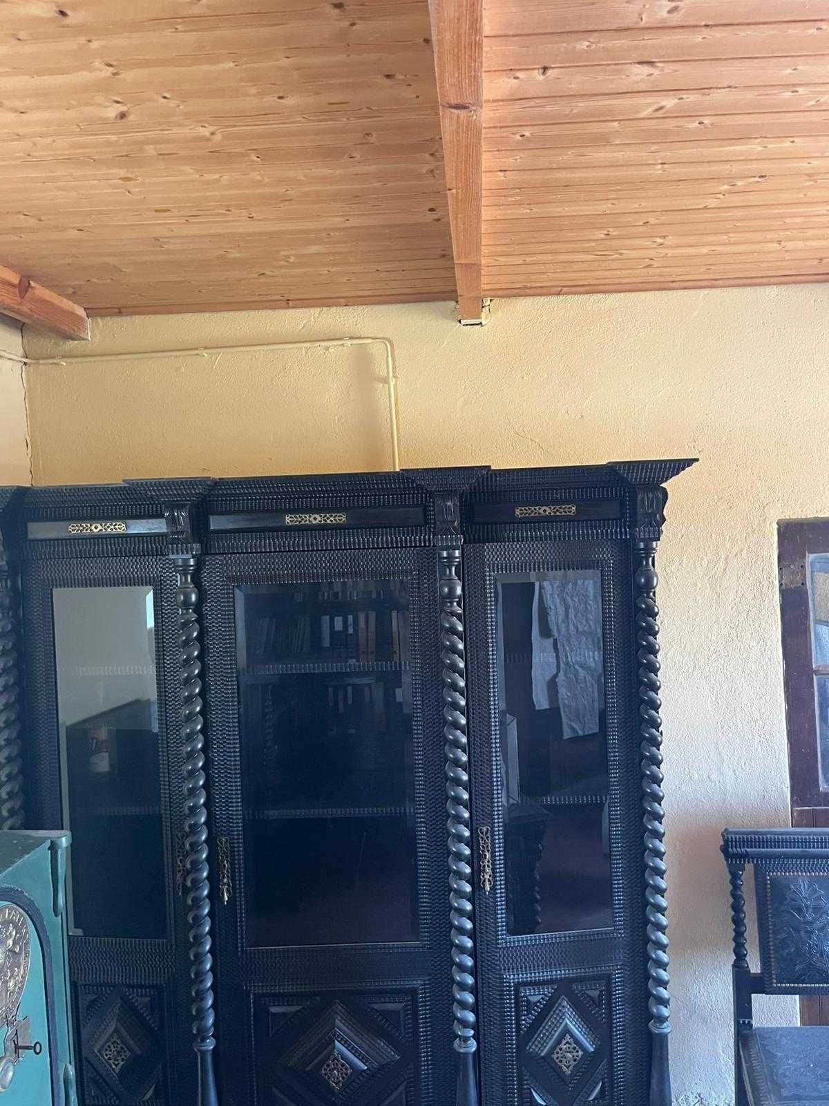 Conjunto Mobiliário de Escritório em Pau Santo