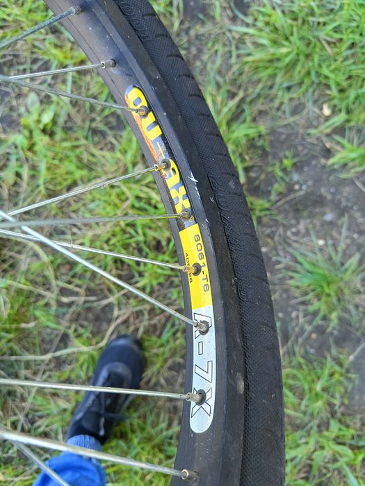 Monocykl QU-AX 20" – solidny i lekki

Na sprzedaż jednokołowiec renomo