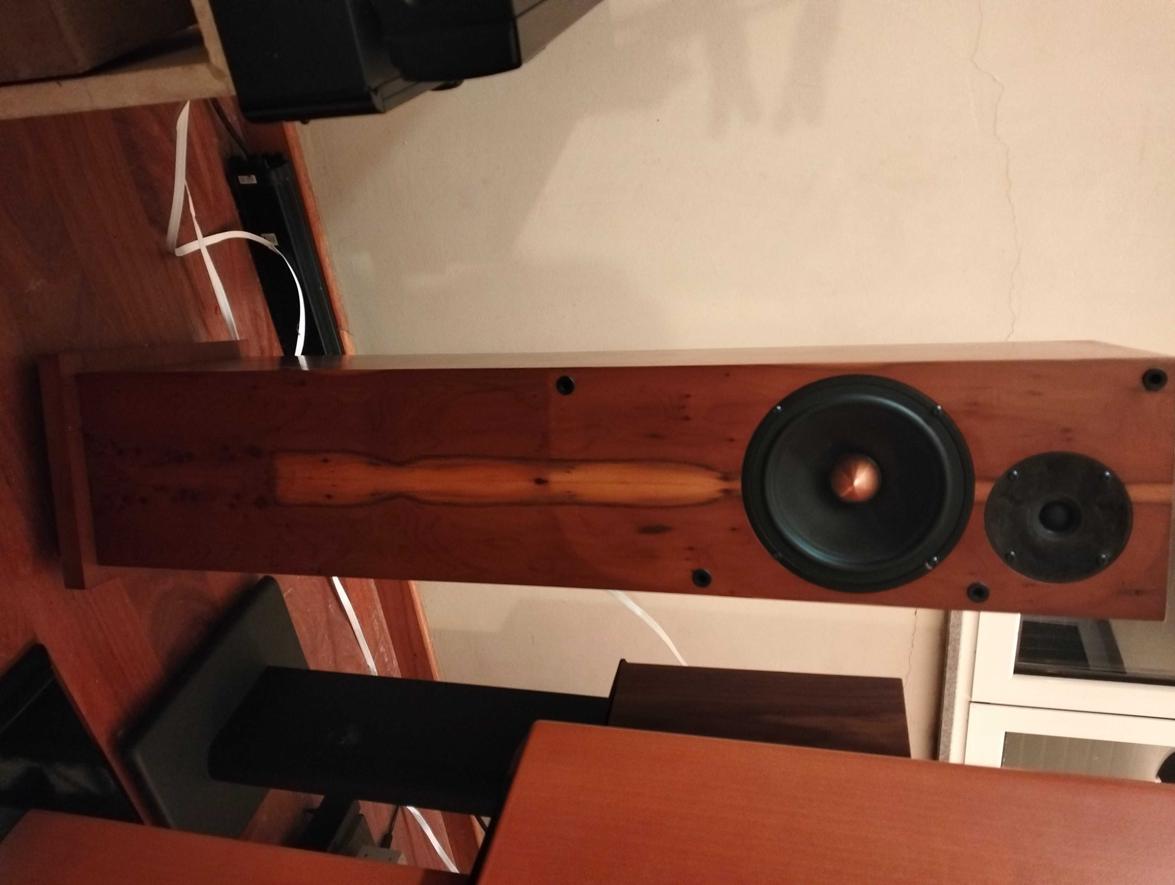 Colunas Proac response 1.5