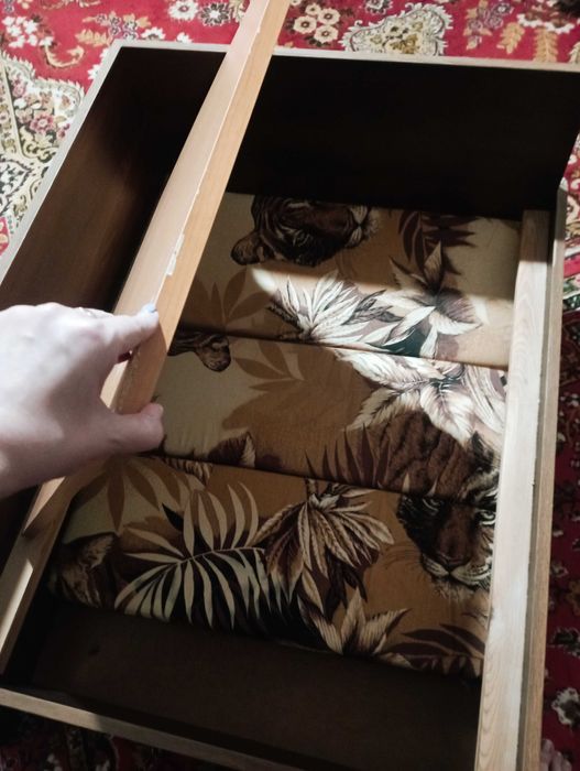 Маленький диванчик