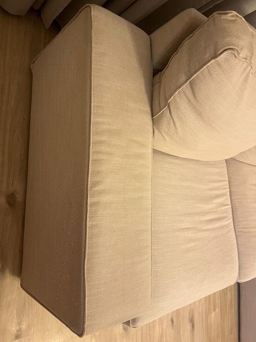 Sofá Creme em L com 5 lugares