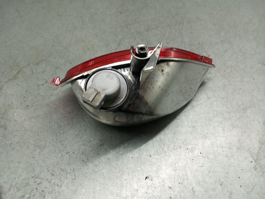 Farolim nevoeiro trás esquerdo DACIA Sandero III