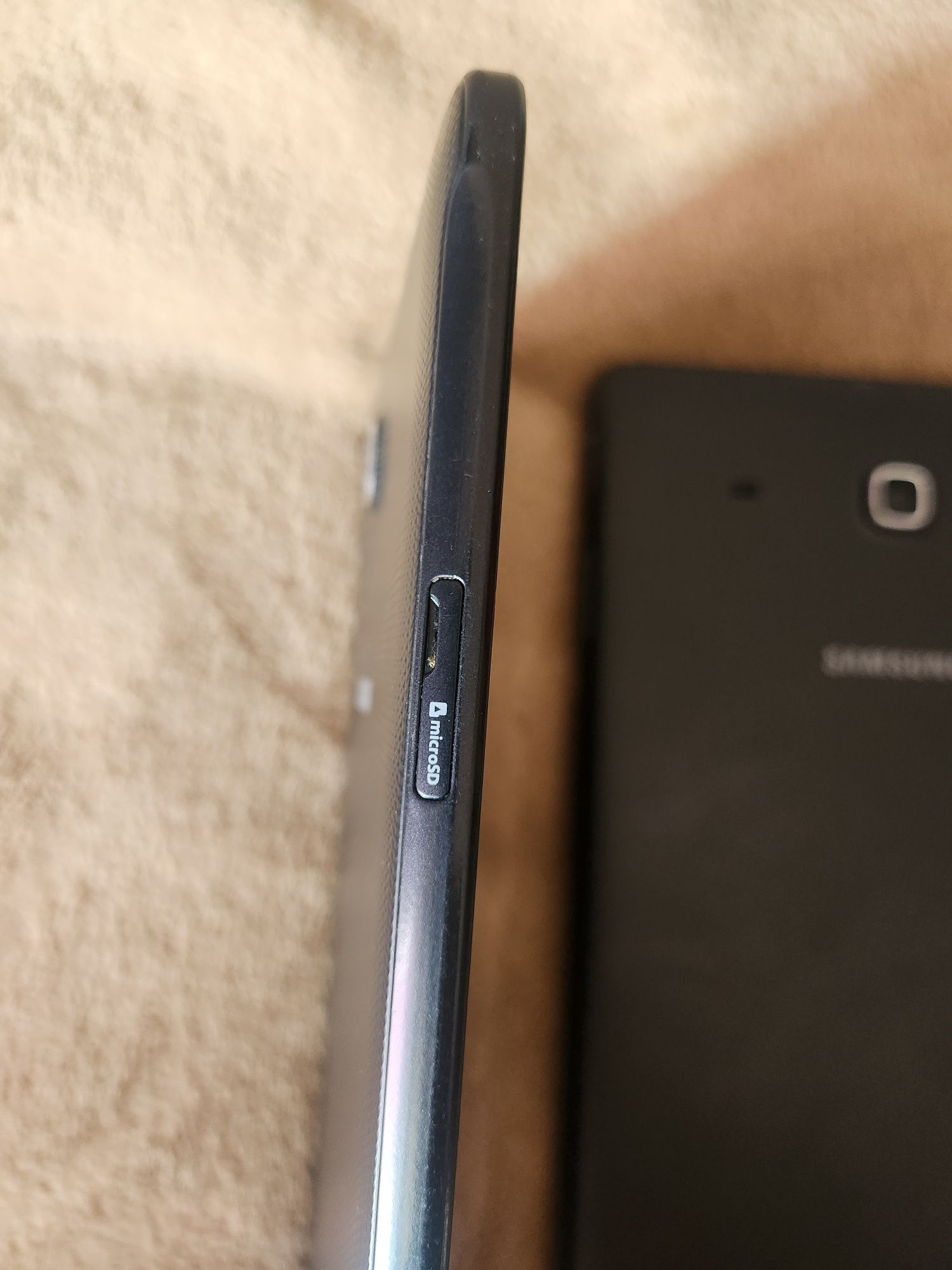 Tablet samsung T560 i T561