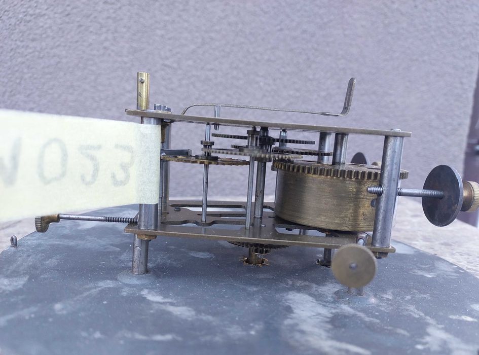 M023 Mechanizm starego zegara HAU chodzik tarcza