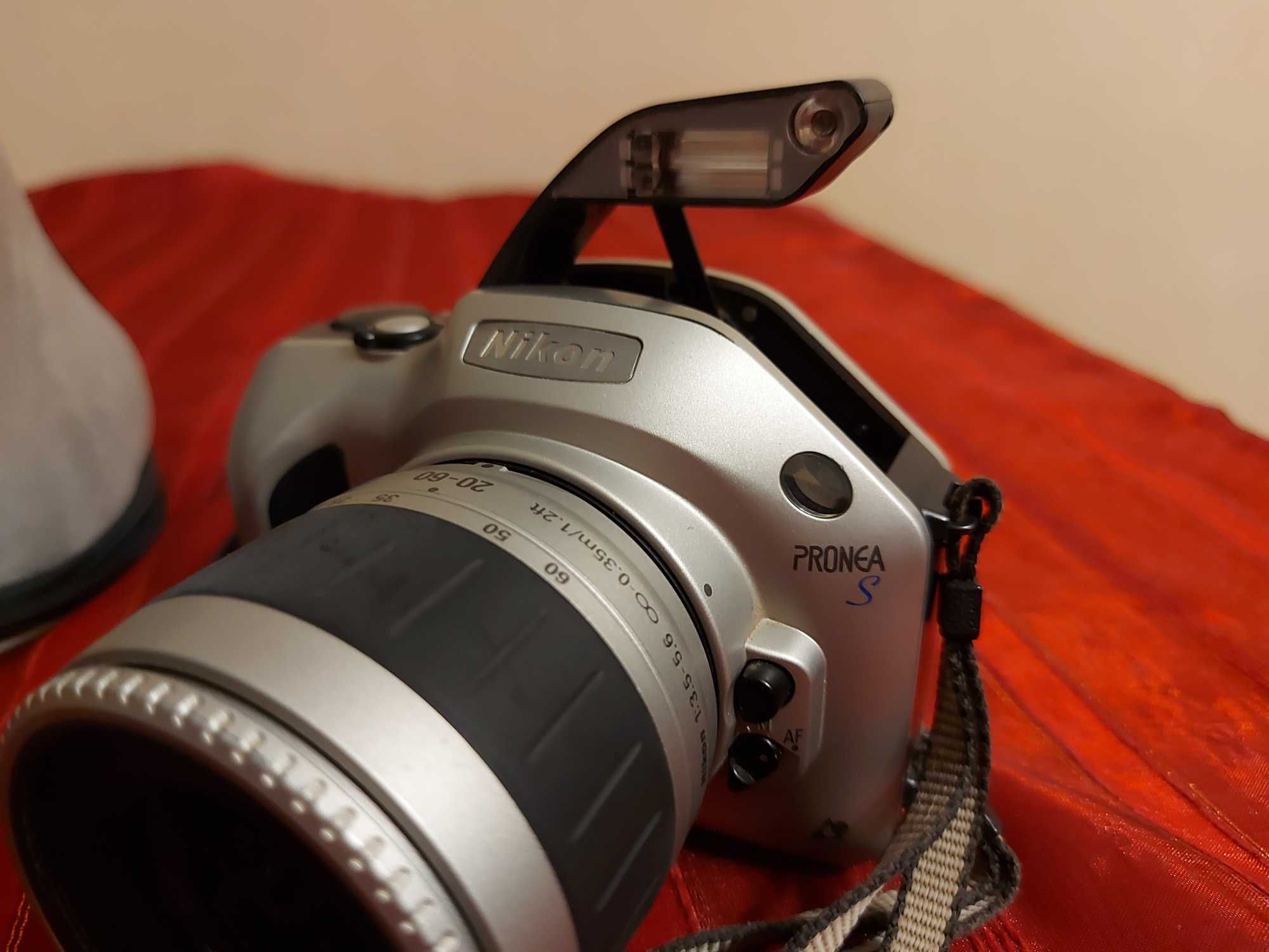 Nikon Pronea S. Bardzo ciekawy aparat analogowy