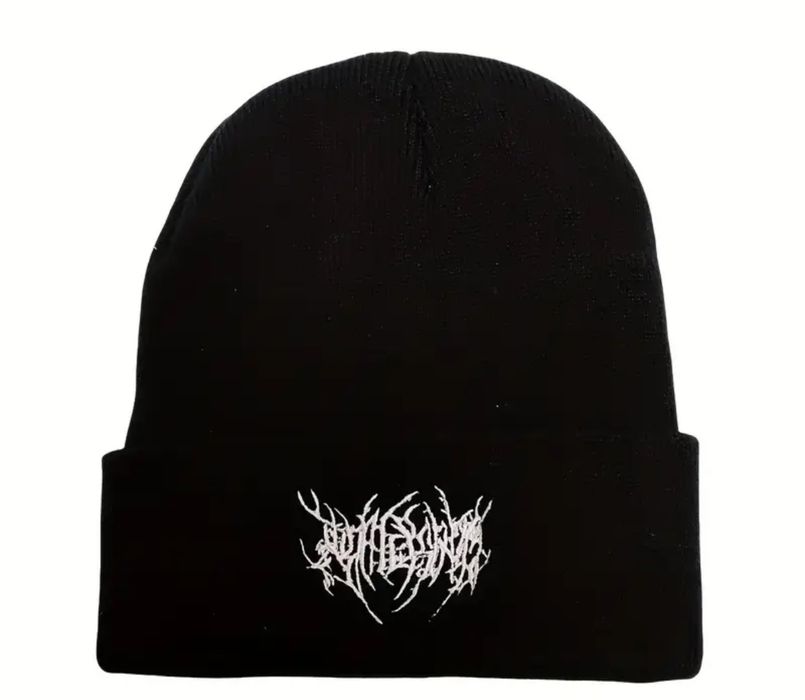 Чорна шапка / шапка / чорна шапка з принтом / нова / у чудовому стані