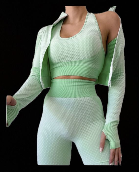 Conjunto de 3 peças roupa/ ginasio