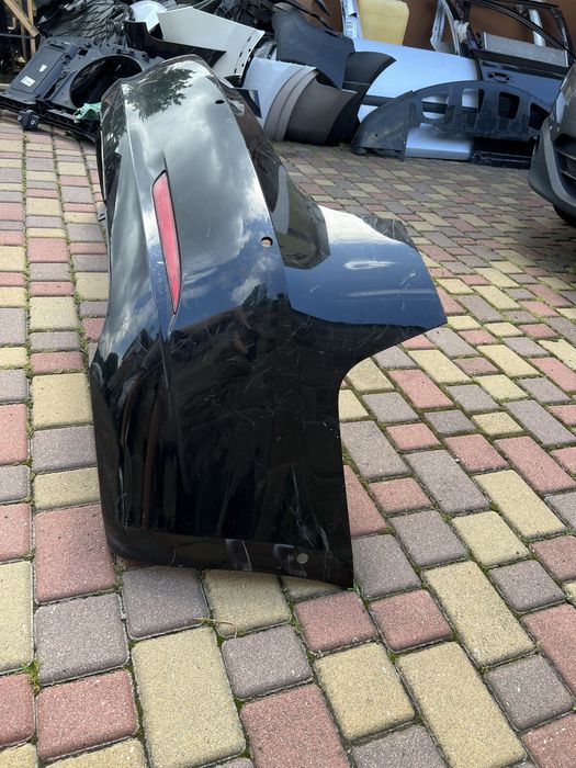 Tesla model 3 задній бампер