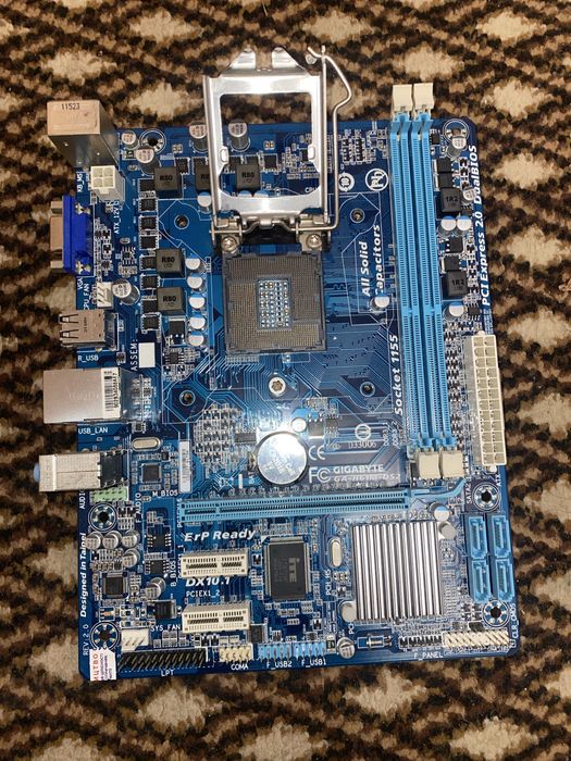 Продам материнську плату в ідеальному стані