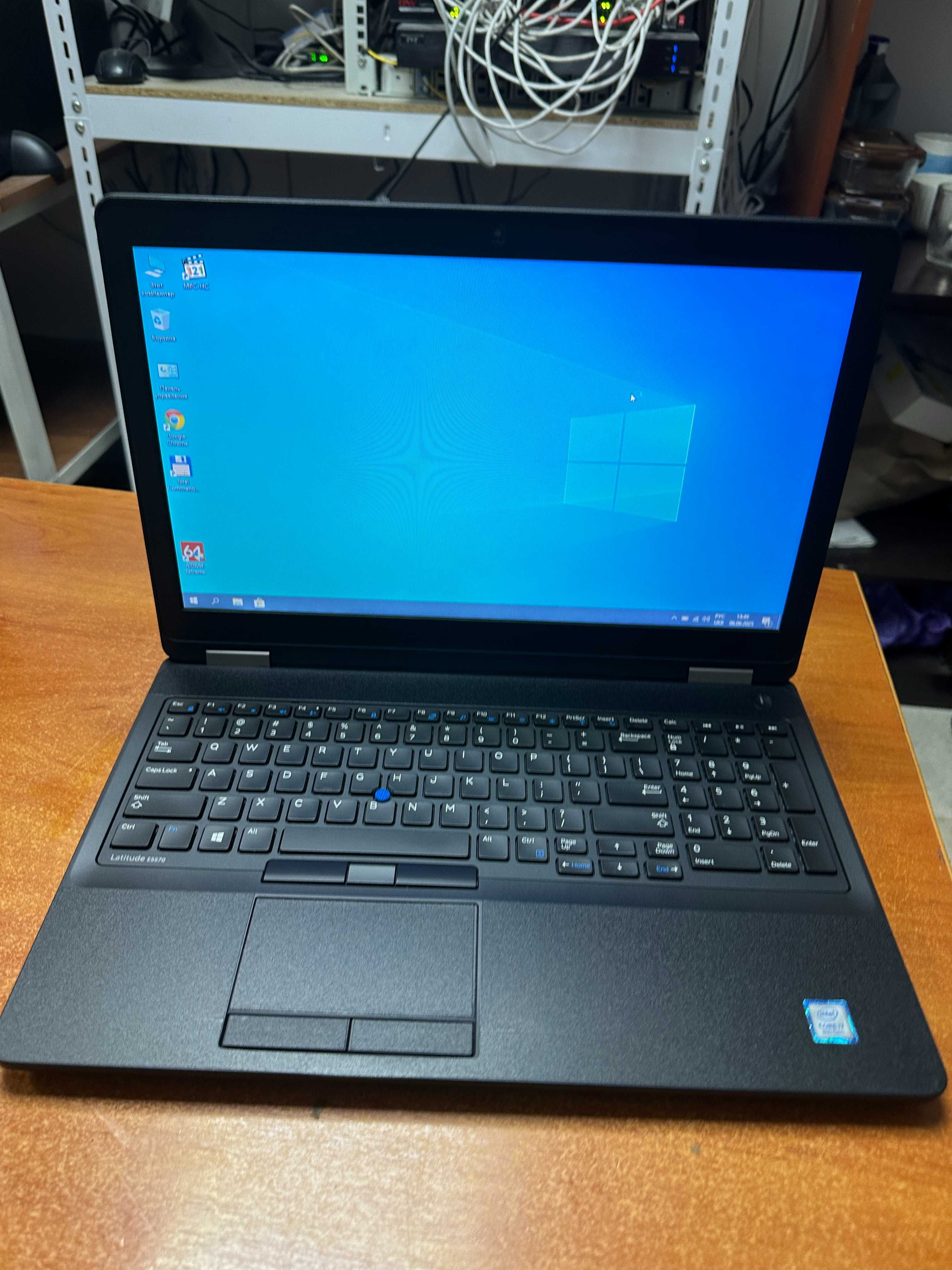 Dell Latitude E5570 i7-6820HQ 2,70GHz,16GB,512GB SSD,AMD Radeon з США
