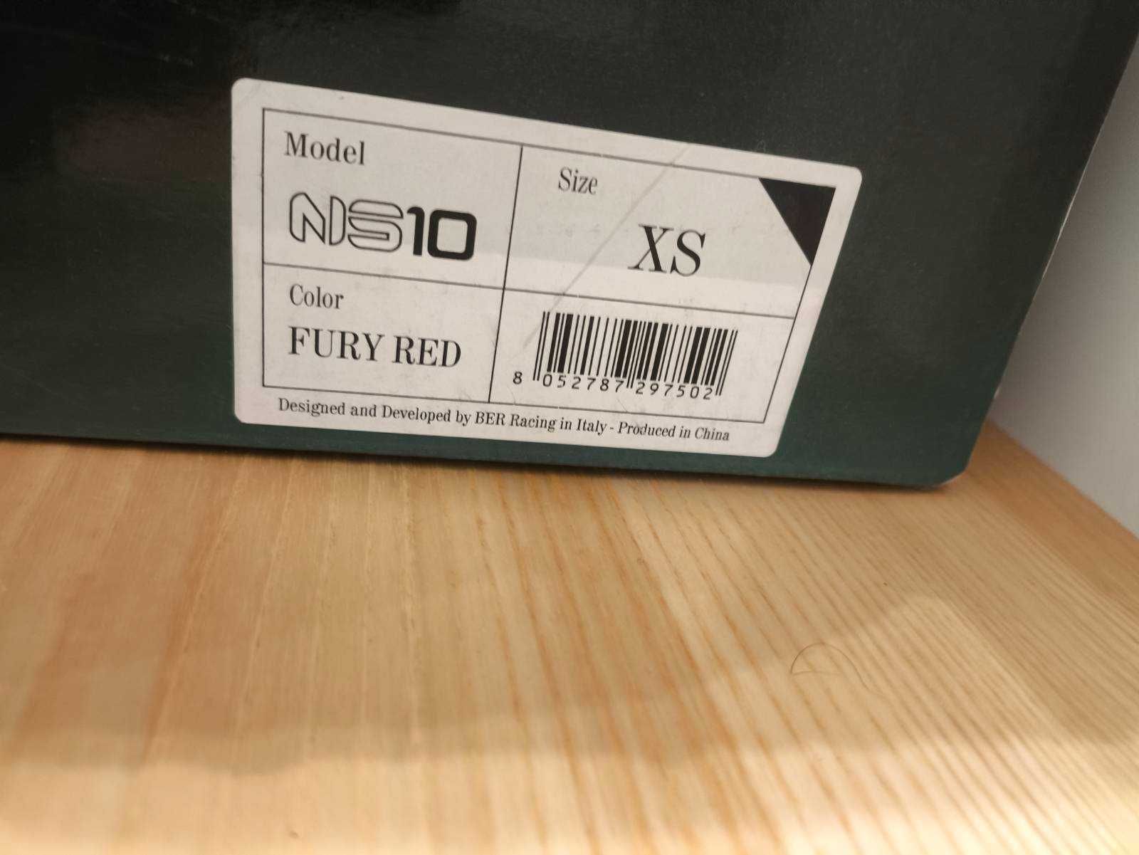 Kask motocyklowy integralny NOS NS10 Fury red rozmiar XS NOWY