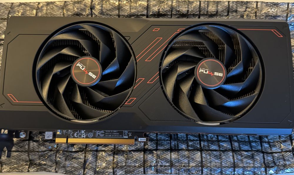 Sapphire Pulse RX Radeon 7800 XT 16 GB - excelente estado/gaming/AMD