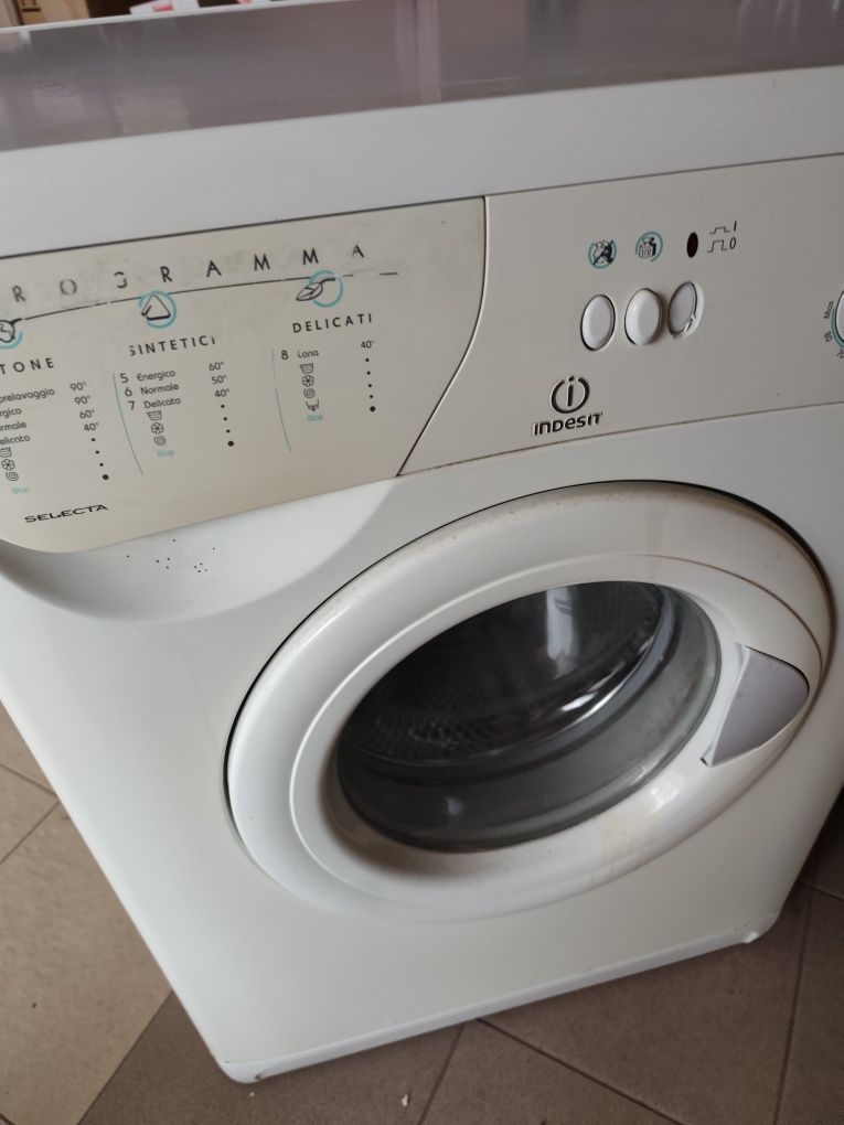 Пральна машина Indesit w432x