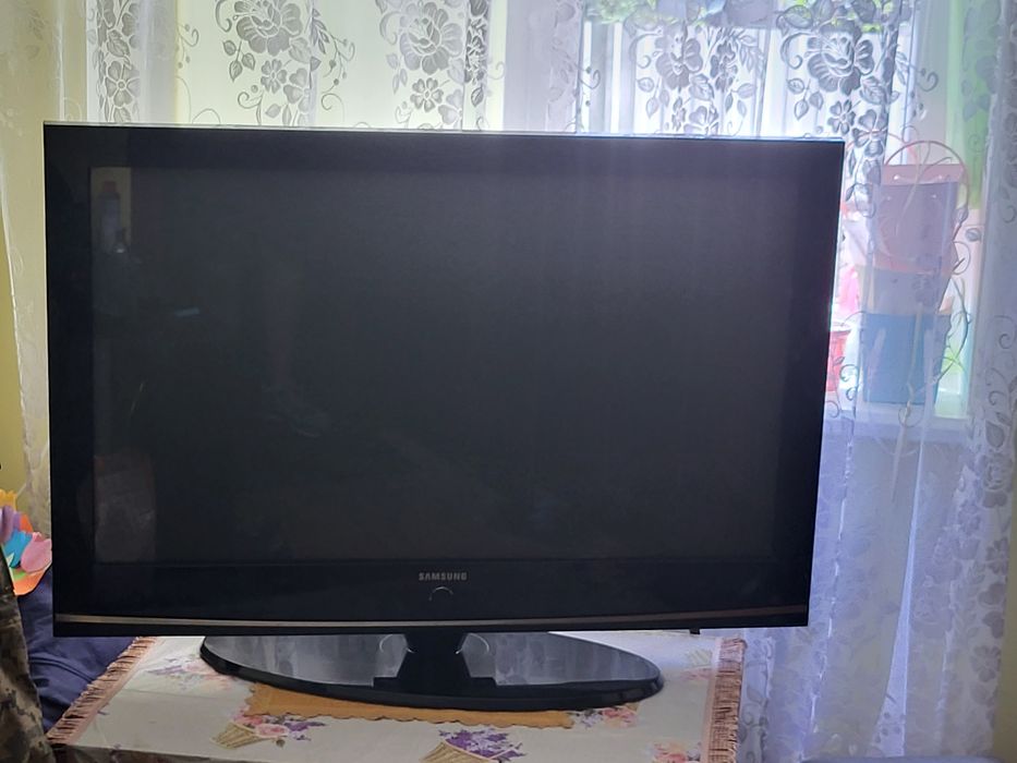 Телевізор sumsung 42