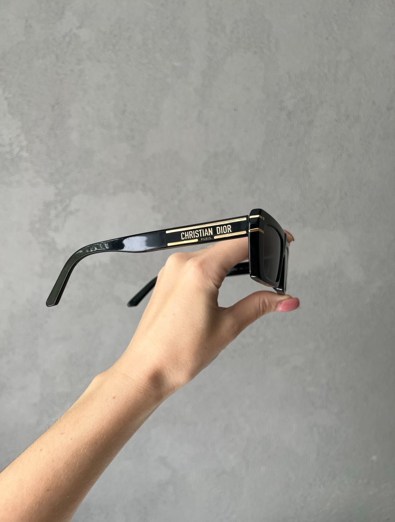 Okulary DIOR EYEWEAR
DiorSignature S2U sunglasses