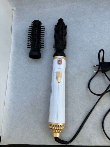 outlet suszarka do włosów rowenta cf3910 2 prędkości nadmuchu 300 w