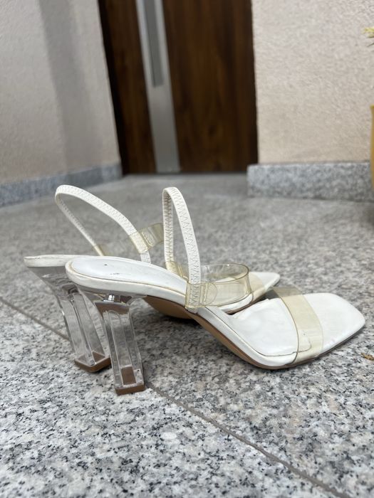 Transparentne przezroczyste szpilki sandałki Mango na wygodnym słupku