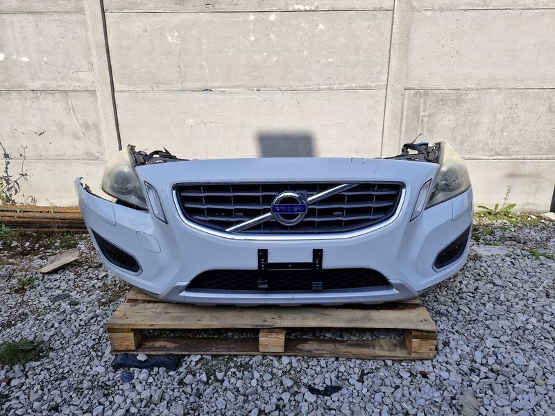 VOLVO S60 II 2 PRZÓD KOMPLETNY ZDERZAK LAMPA CHŁODNICE WENTYLATOR PAS GRILL