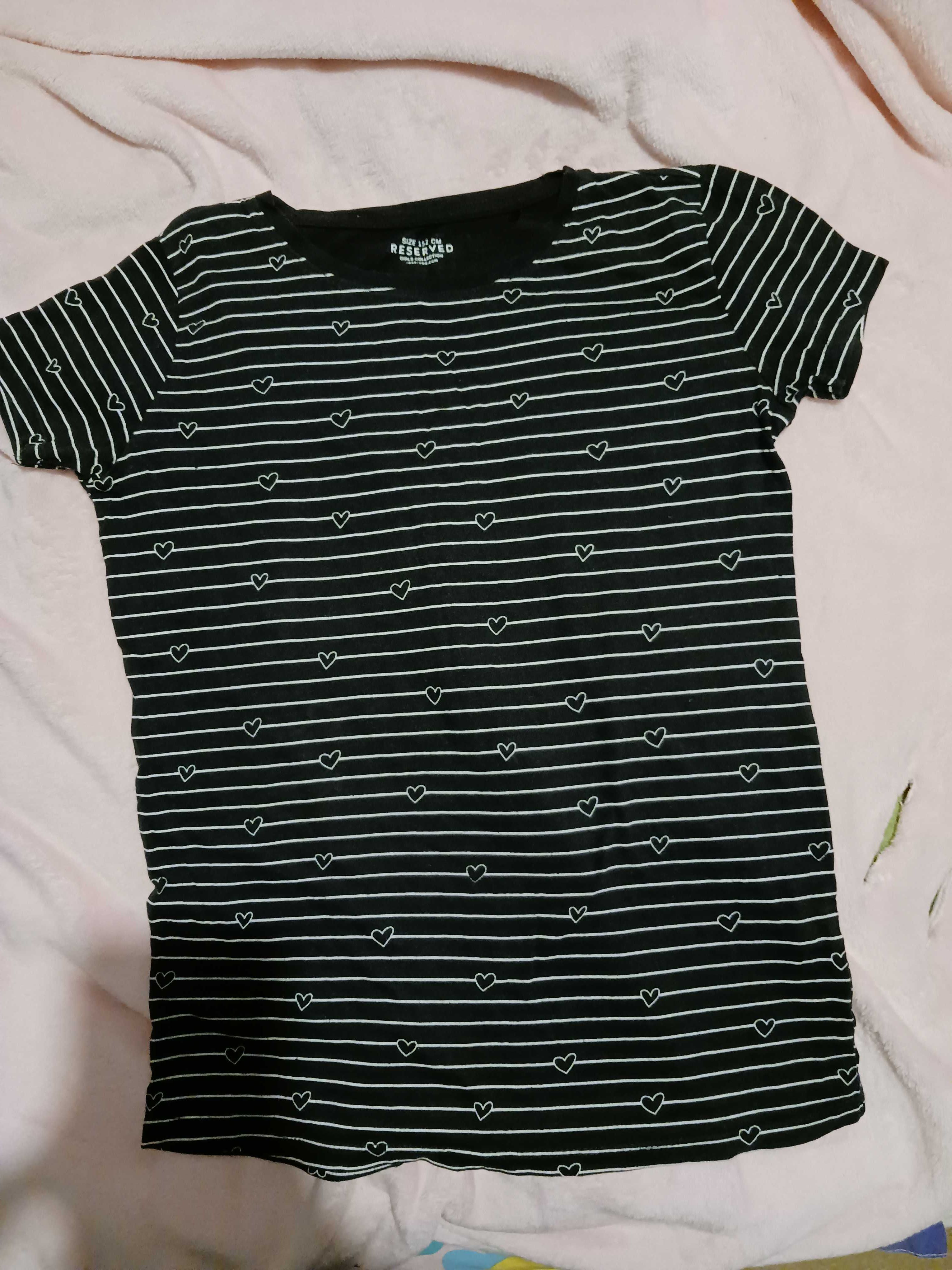 T-shirt dla dziewczynki marki Reserved rozmiaru 152, 12 lat.