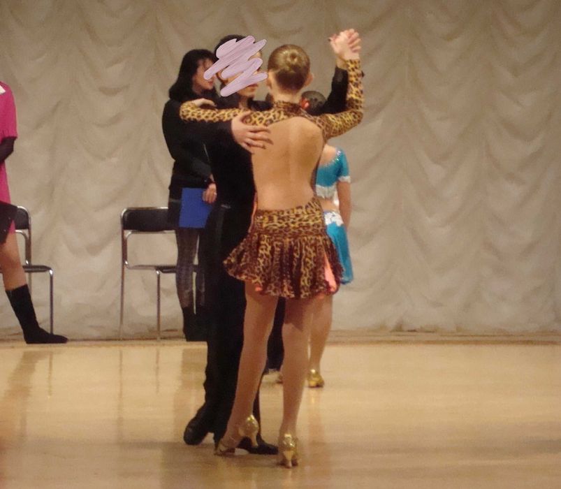 Сукня для латини