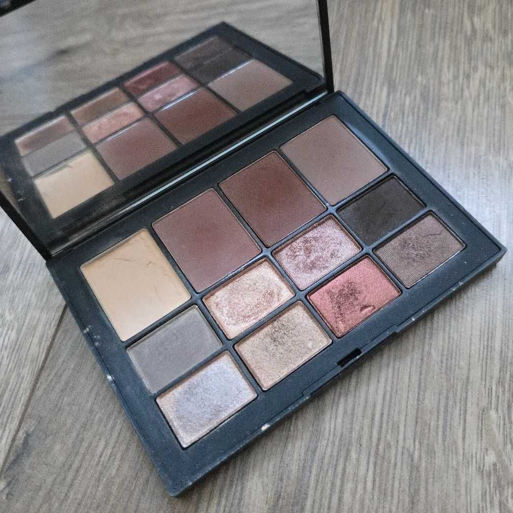 Paleta cieni NARS Skin Deep