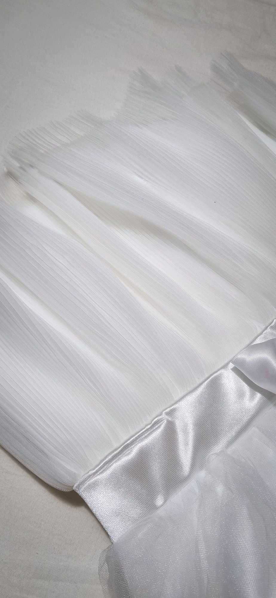Vestido de noiva curto para festa.