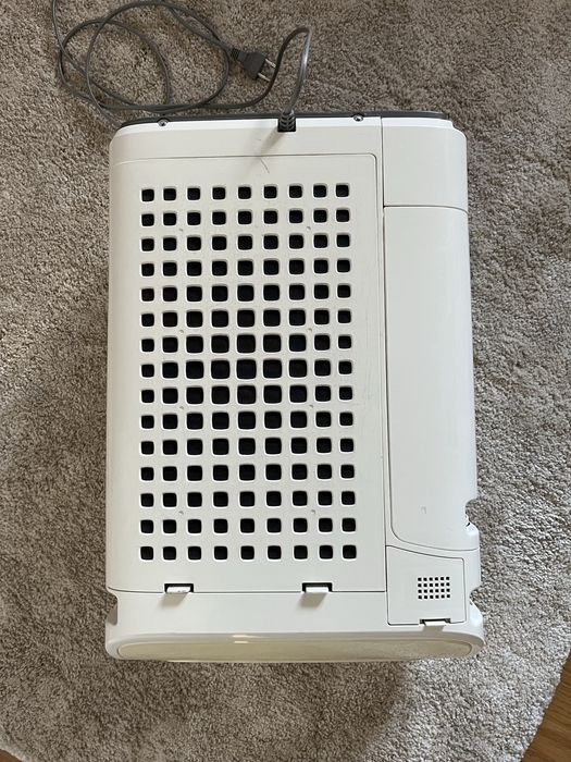 Sharp KC840 - Oczyszczacz z funkcją nawilżania