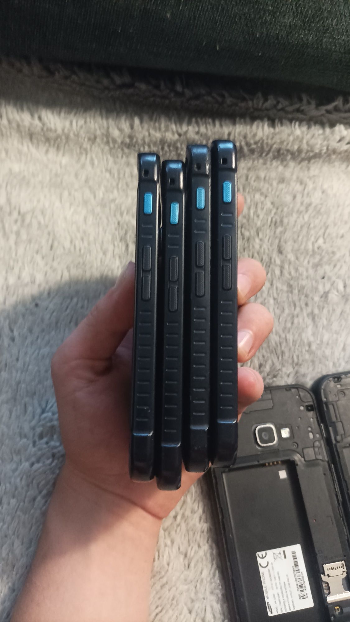 Samsungi Xcovery 3 i 4