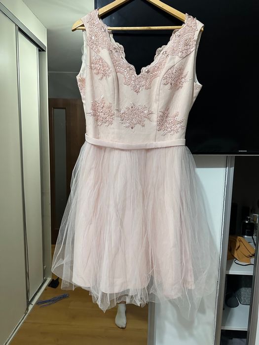 Sukienka pudrowy róż