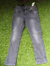 Jeans Zara NYC 122cm gumowane