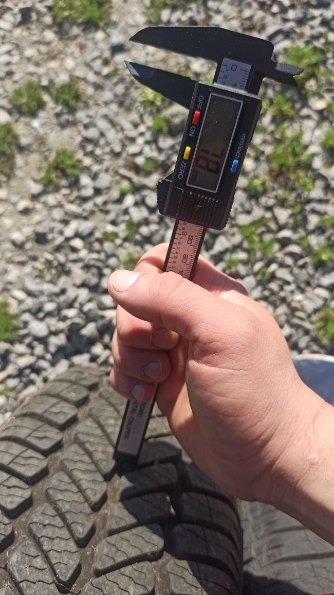 Opony Dębica Navigator z felgami 4x100 jak nowe