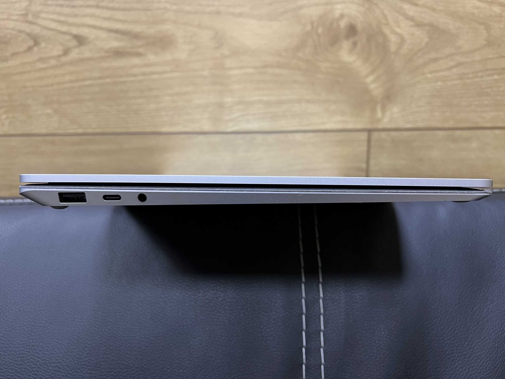 Microsoft  Surface Laptop 3 13.5" 2K IPS ii7-1065G7 16Gb 256Gb