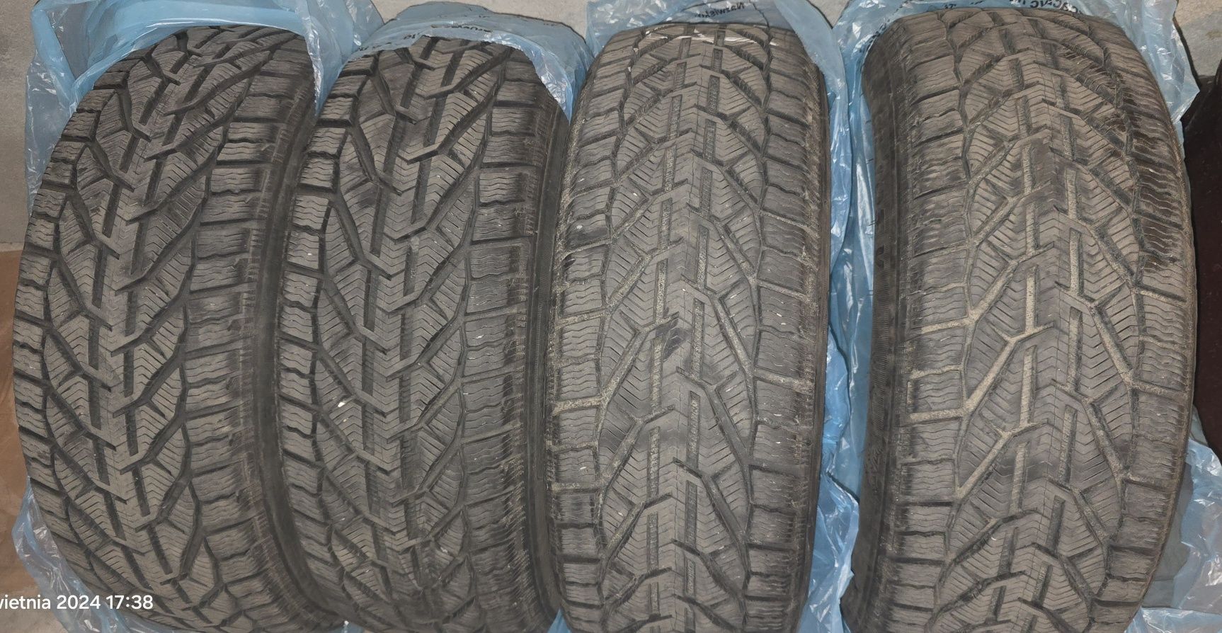 Opony zimowe 225/60 R17 103V