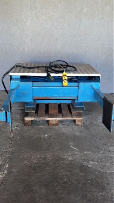 Chwytak, ścisk, nakładka do wózka widłowego.