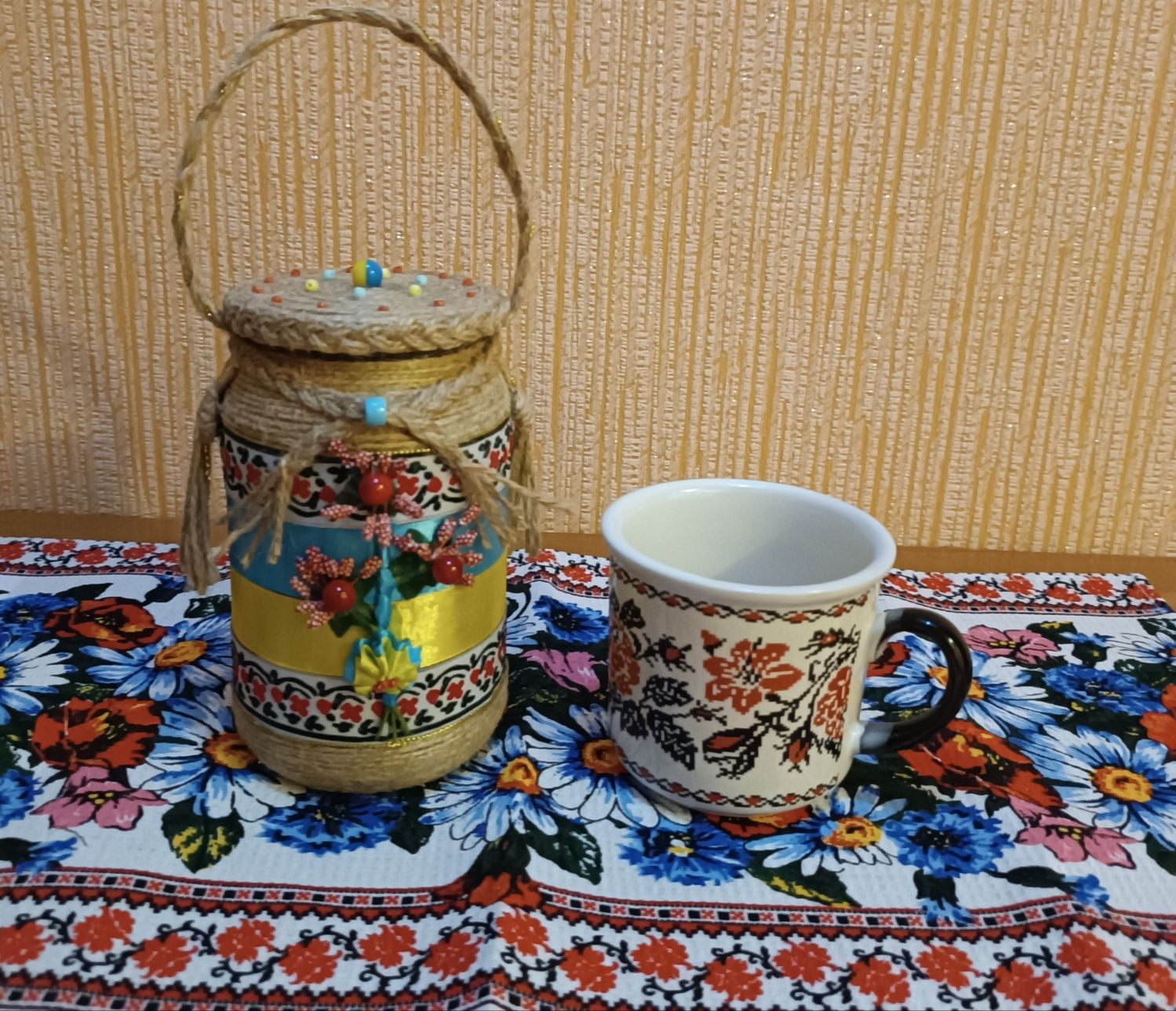 Баночка декоративна